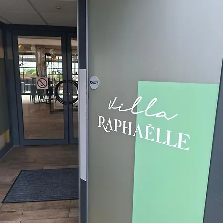 Lägenhetshotell Raphaelle #2 Centre Avec Parking 3*