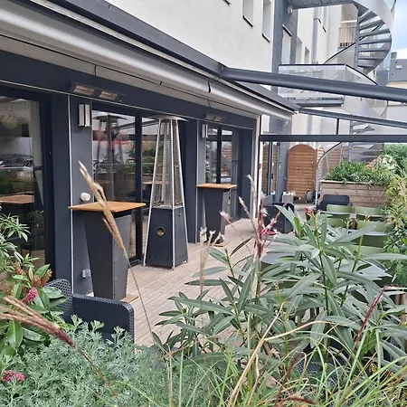 아파트호텔 Raphaelle #2 Centre Avec Parking 3*