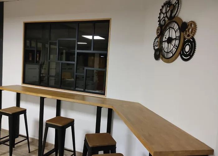 Raphaelle #2 Centre Avec Parking 公寓式酒店